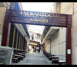 Tarihi Tahtakale Çarşısı’nda İsyan Büyüyor: Turizmin Kalbi Parsellenmiş Durumda!