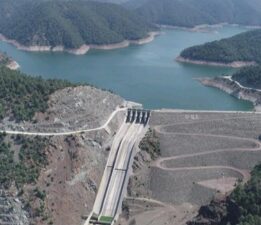 “Karagöz–Hacivat Kavgası Bitmeli, Bursa’nın Suyu Vatandaşa Akmalı!”