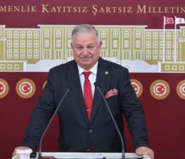 YENİDEN REFAH PARTİSİ’NDEN ÖĞRENCİLERE DESTEK KANUN TEKLİFİ