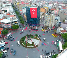 “Karabatı ilçenin sorunlarına kayıtsız kaldı!”