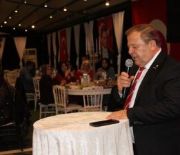 Emekli Bu Ülkenin Çimentosu, Çakıl Taşıdır