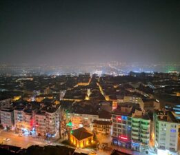 Bursa’da Belediyecilik Değil, Tiyatro Oynanıyor!