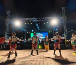 10. Gemlik Hemşehri Dernekleri Festivali Coşkuyla Başladı!