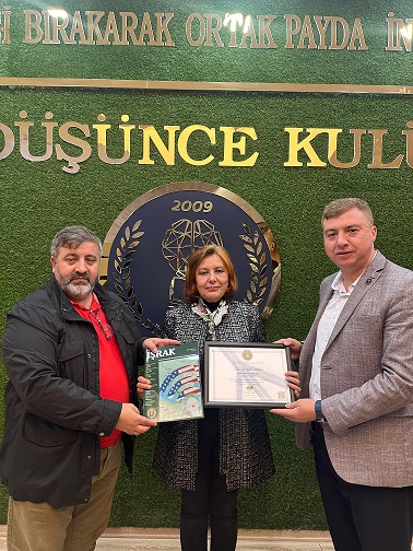 “Su Biterse Hayat Biter”