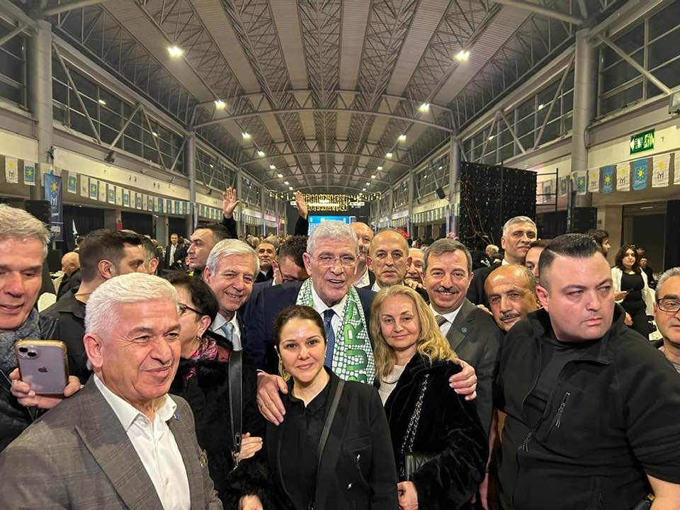 Akın’dan Öğretmenler Günü Mesajı