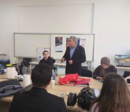 “Eğitim Çalışanları İntihar Noktasına Geldi!”