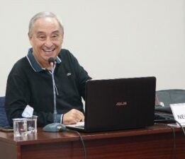 Makine ve Yalnızlık Öyküleri: Ekrem Hayri Peker’in Derin Analizi