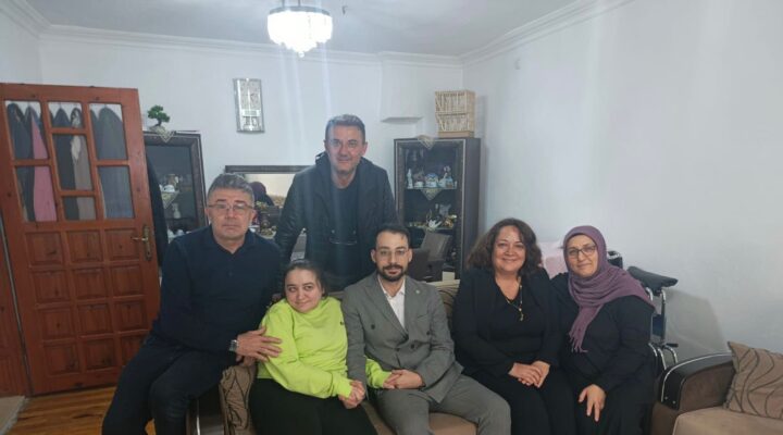 “Toplum, farklılıklarıyla vardır; bu gerçeği görmezden gelenler karanlığa mahkûmdur!”