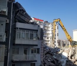 Yapı Kayıt Faciası! Devlet Verdiği Belgeyi Tanımıyor!