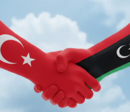 BİNGAZİ’DE TÜRK–LİBYA YATIRIM ZİRVESİ: STRATEJİK İŞ BİRLİĞİ VE KARŞILIKLI MUTABAKAT MESAJI