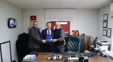 Anahtar Parti Bursa: Oto galerici esnafının yanındayız