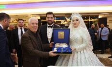 Bursa’da İş ve Siyaset Dünyasını Buluşturan Düğün