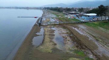İznik Gölü Alarm Veriyor: Yağışlara Rağmen Çekilme Sürüyor, Bölge Endişeli