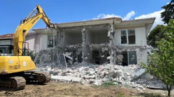 “Vatandaşın Evini Kaçak, Devletin İhmâlini Meşru Sayamazsınız!”