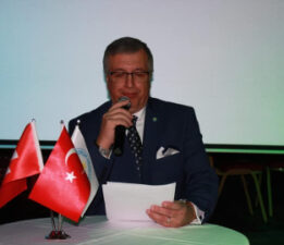 “Sansür Yerelde de Sansürdür”