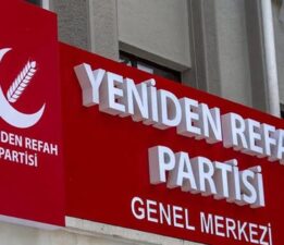 Yeniden Refah Partisi Bursa’da İl Başkanı Görevi Bıraktı