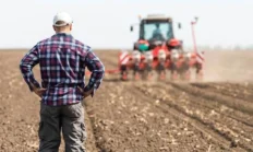 “Türk Çiftçisi Göz Göre Göre Tasfiye Ediliyor”