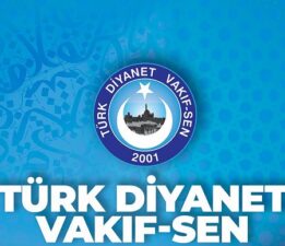 Asırlık Çınardan Kutlama Mesajı…