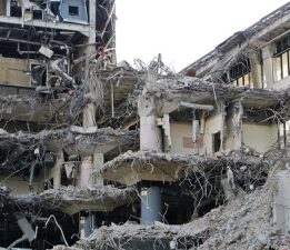 “Evlerimizi Yıkmayın, Çözüm Üretin!”