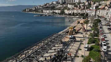 Koltuğa Her Oturan Kendini Bolubeyi Sanıyor!