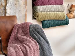 Bursa’da Can Dostları İçin Dayanışma: Battaniye Kampanyasına Yoğun Destek