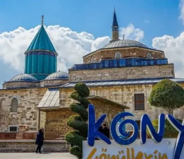 Bursa’da Konyalılar Geleneksel İftar Sofrasında Buluştu