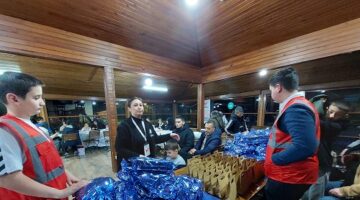 Gemlik’te Dayanışmanın En Güzel Örneklerinden Biri: 65 Aile Aynı Sofrada Buluştu