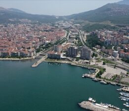 Gemlik’te Yasak Dinlenmedi: Provokatif Eylem Girişimine Sert Tepki