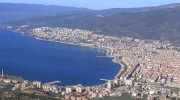 “Güvenlik Tedbirleri Vatandaşın Haklarını Zedelememeli”