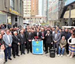 İYİ Parti Bursa’da Deprem: İlçe Başkanları Bir Bir Gitti, Teşkilat Karıştı