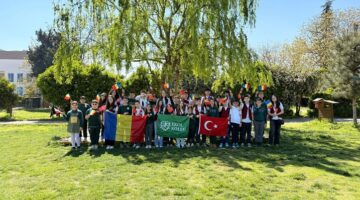 Romanya’dan Gelen Öğrenciler Bursa’da Sadece Misafir Olmadı