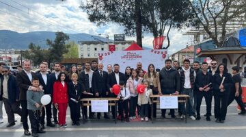 Cumhuriyet Halk Partisi Osmangazi Gençlik Kolları, 23 Nisan’ı Coşkuyla Kutladı