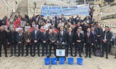 Beton Vadisini Kova Kova Suladılar!