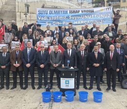 Beton Vadisini Kova Kova Suladılar!