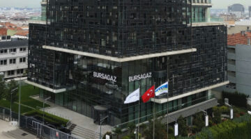 “Bursa halkı faturayla, çağrı merkeziyle, hizmet aksaklıklarıyla baş başa bırakıldı”