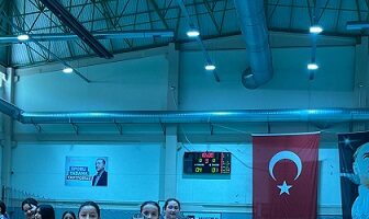 Bursa’da Küçük Kızlar Futsal İlçe Birinciliği Sona Erdi