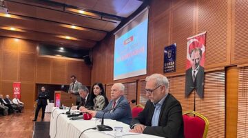 Bursa’da Tarihi Panel: “İran Direnişinin Asya’nın Yükselişindeki Sonuçları” Tartışıldı