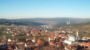 Gümüşpınar’da Bayram Coşkusu Binleri Buluşturdu