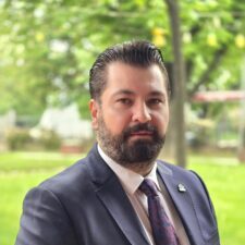 Bursa’da Kutsal Emanetler Alanında Konser Etkinliği Tepki Topladı