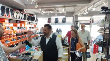 “136 Mahalleyi Adım Adım Geziyoruz, Vatandaşın Sesini Dinliyoruz”