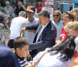 “Meydan Boş Değil, Bayrak Açıyoruz”