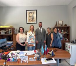 Nilüfer Bakımevi Alarm Veriyor: “Hayvanlar Dar Alanlarda Yaşam Mücadelesi Veriyor”