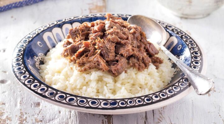 OSMANGAZİ ALİ OSMAN SÖNMEZ ANADOLU İMAM HATİP LİSESİ DERNEĞİ’NDEN GELENEKSEL PİLAV GÜNÜ BULUŞMASI