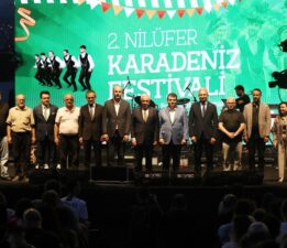 NİLÜFER’DEKİ KARADENİZ ŞÖLENİ TARTIŞMALARIN ODAĞINDA: KÜLTÜREL ETKİNLİK Mİ, SİYASİ GÖVDE GÖSTERİSİ Mİ?