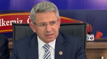 Kur’an öğrenmek için camilere koşan…