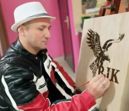 Sanata Yeni İmza…