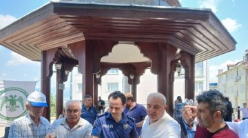Bursa Konyalılar Derneği’nden Emir Sultan Camii’nde Binlerce Vatandaşı Buluşturan Aşure İkramı
