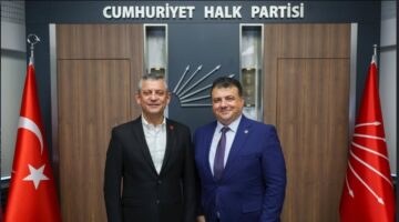 “Cumhuriyetin Kuruluş Ayarlarına Dönüş, Demokrasi ve Hukuk Devleti Vurgusu”