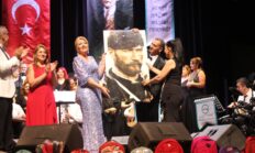 Her Nağmede Bir İyilik, Her İyilikte Bir Çocuk…