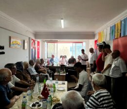 ZAFER PARTİSİ GEMLİK’TE 3. OLAĞAN İLÇE KONGRESİ GERÇEKLEŞTİRİLDİ: NİLÜFER TOPRAKÇI GÜVEN TAZELEDİ